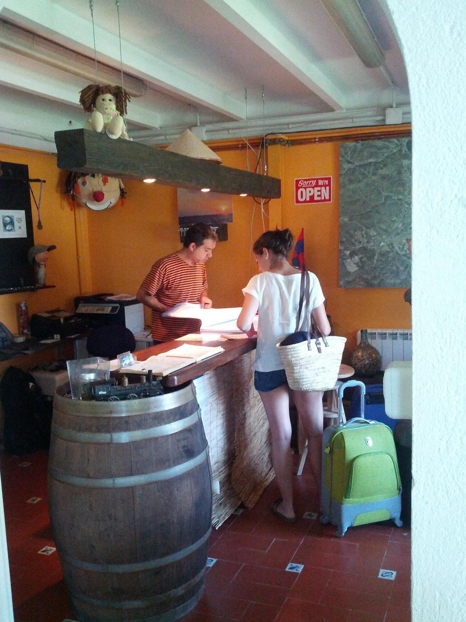 Alberg Costa Brava Llança Eksteriør billede