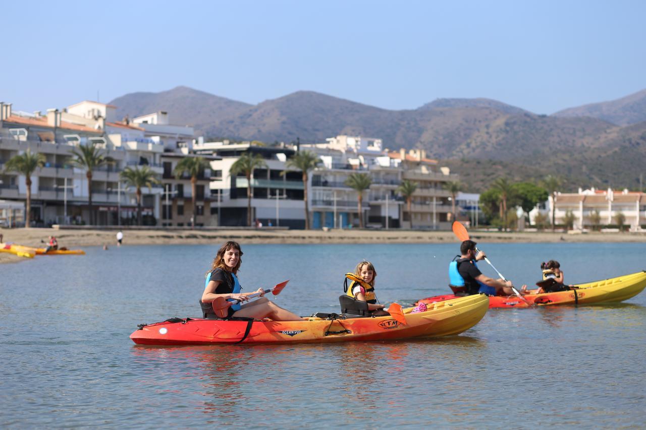 Alberg Costa Brava Llança Eksteriør billede